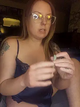 TattedMamaXOXO online show from 23, 3, 2025