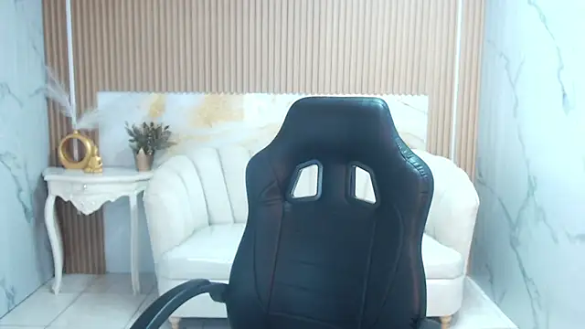 shalon diaz s online show from 11, 4, 2026