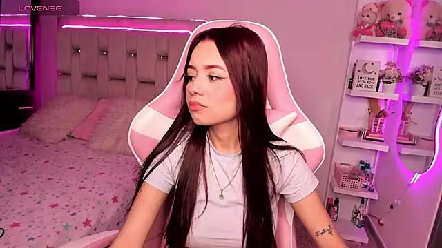 sophie russo1 online show from 7, 3, 2025