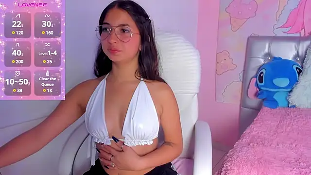 sofia  james online show from 21, 2, 2025