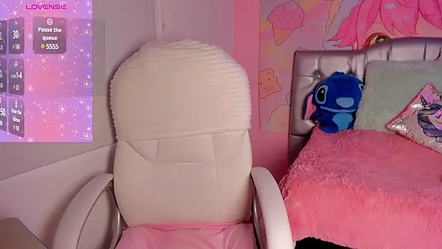 sofia  james online show from 20, 2, 2025