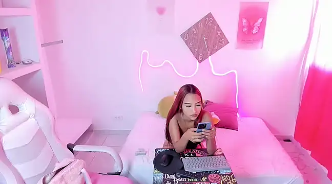 Barbie sexy33 online show from 10, 3, 2025