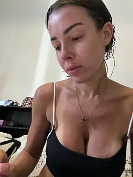 SexySophiaax online show from 5, 4, 2026