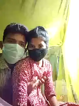 Hot couple 1 online show from 6, 3, 2025