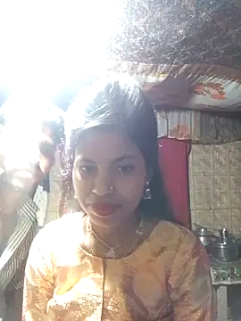 Hot couple 1 online show from 8, 3, 2025