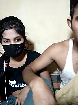 Hot couple 1 online show from 25, 10, 2025