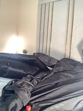 Snapshot of Liincostelloo chatting on 3, 12, 2025 Liincostelloo online show from 3, 12, 2025