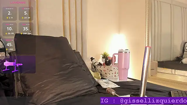 Snapshot of Liincostelloo chatting on 4, 12, 2025 Liincostelloo online show from 4, 12, 2025