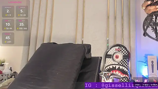 Snapshot of Liincostelloo chatting on 15, 12, 2025 Liincostelloo online show from 15, 12, 2025