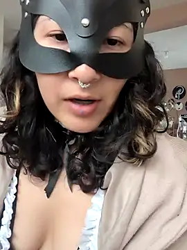 GinnyDelice online show from 25, 1, 2025