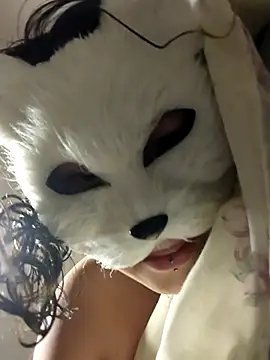 GinnyDelice online show from 9, 2, 2025