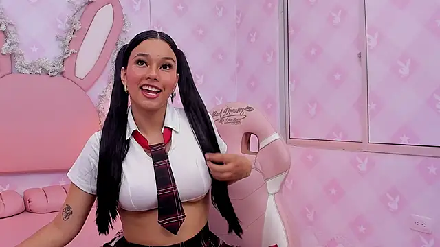 LIA SWAN  online show from 3, 11, 2025