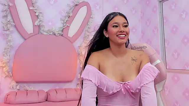 Snapshot of LIA_SWAN_ chatting on 7, 2, 2026 LIA SWAN online show from 7, 2, 2026