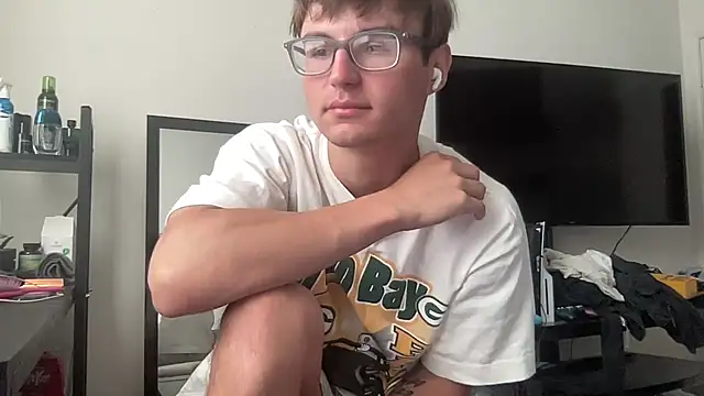Snapshot of ryan_28747 chatting on 21, 6, 2026 ryan 28747 online show from 21, 6, 2026