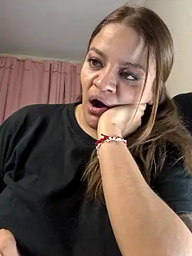 victoria  floyd online show from 1, 3, 2025