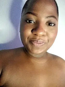 LaurenGill7 online show from 15, 2, 2025