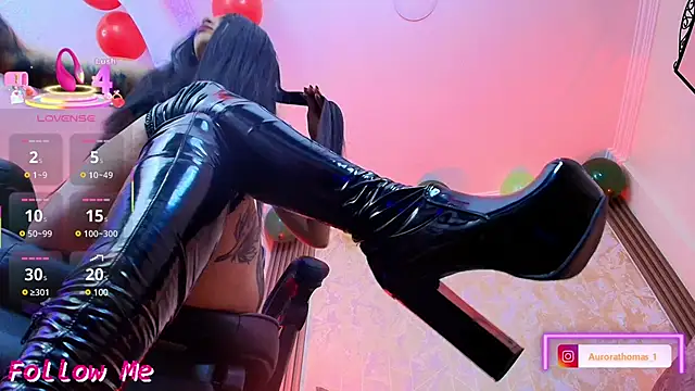 Aurora thomas  1 online show from 4, 3, 2025