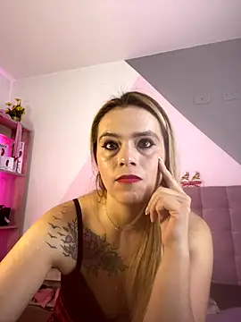 RayaCarr  online show from 16, 12, 2025