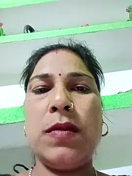 Snapshot of Bina_Bhanot chatting on 20, 3, 2025 Bina Bhanot online show from 20, 3, 2025