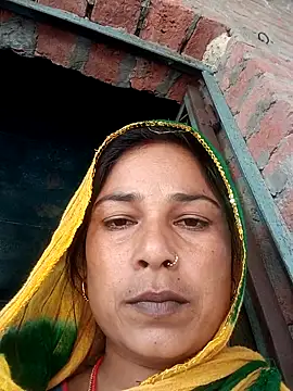 Snapshot of Bina_Bhanot chatting on 23, 3, 2025 Bina Bhanot online show from 23, 3, 2025