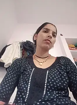 Snapshot of Bina_Bhanot chatting on 26, 9, 2025 Bina Bhanot online show from 26, 9, 2025