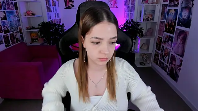 PamBeesly online show from 3, 3, 2025