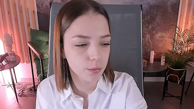 PamBeesly online show from 14, 12, 2025