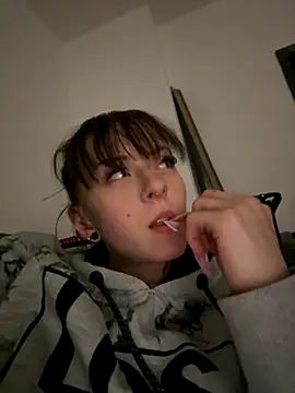 Ciara2004 online show from 27, 11, 2025