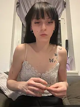 Ciara2004 online show from 5, 2, 2026