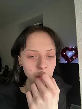 Ciara2004 online show from 13, 2, 2026