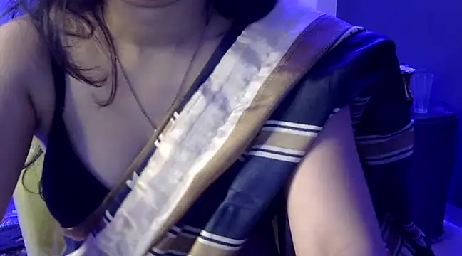 Shanaya1 online show from 25, 2, 2025