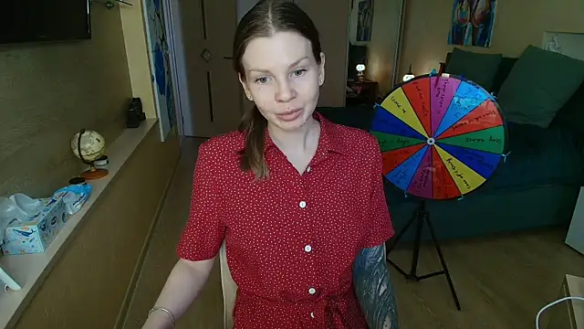 Snapshot of ReginaSparkle chatting on 4, 5, 2026 ReginaSparkle online show from 4, 5, 2026