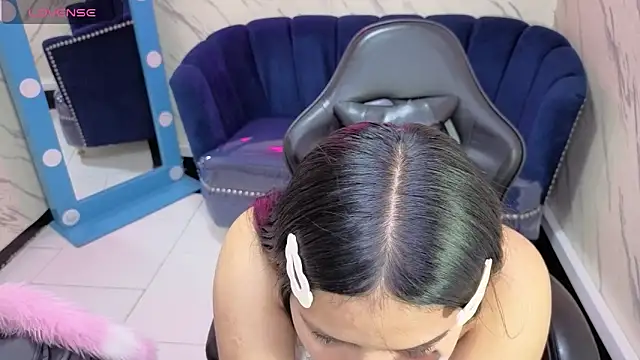 Snapshot of Paulette_v chatting on 9, 9, 2025 Paulette v online show from 9, 9, 2025