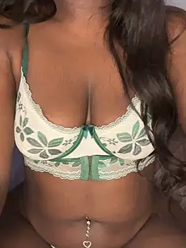 Snapshot of 3xoticNiyah chatting on 24, 5, 2026 3xoticNiyah online show from 24, 5, 2026