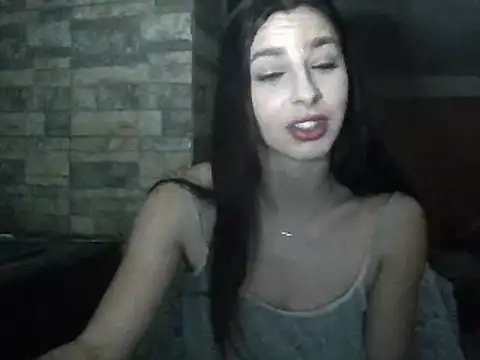 Adela 200 online show from 19, 2, 2025