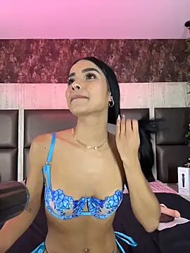 Bella Smiith  online show from 5, 12, 2025