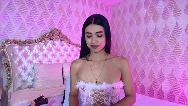 Bella Smiith  online show from 5, 1, 2026