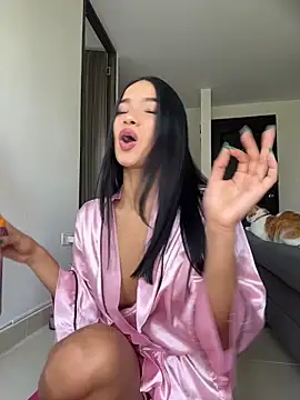 Bella Smiith  online show from 20, 12, 2025