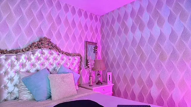 Bella Smiith  online show from 8, 1, 2026