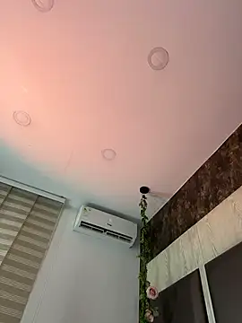 Bella Smiith  online show from 10, 11, 2025