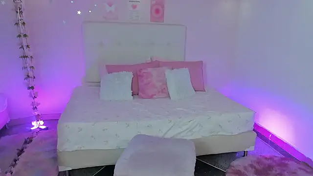 ScarlettDreamss7 online show from 7, 11, 2025