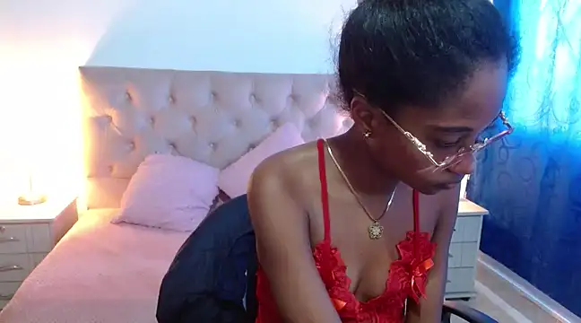 LITTLEDOLLHOT online show from 4, 2, 2025