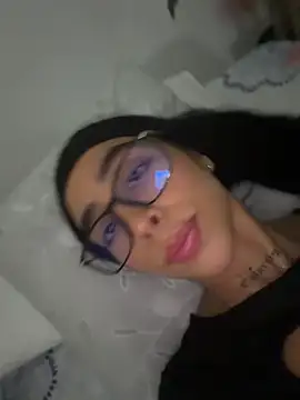 Snapshot of sophierooy22 chatting on 30, 6, 2026 sophierooy22 online show from 30, 6, 2026