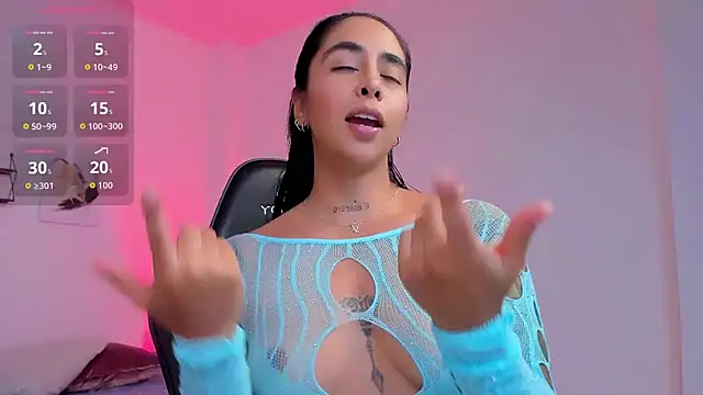 sophierooy22 online show from 4, 11, 2025