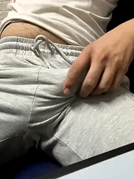 Greeneyes0820 online show from 20, 9, 2025