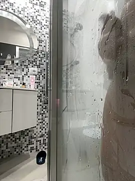 Greeneyes0820 online show from 27, 1, 2025