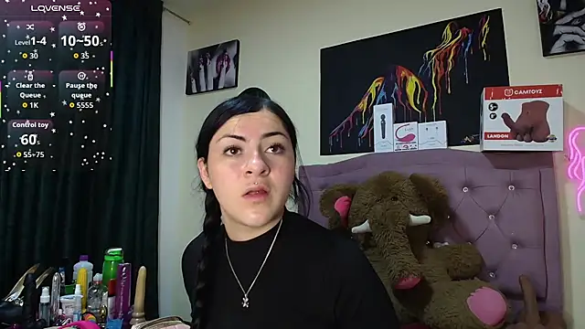 Snapshot of Emmie_Hot chatting on 13, 7, 2026 Emmie Hot online show from 13, 7, 2026