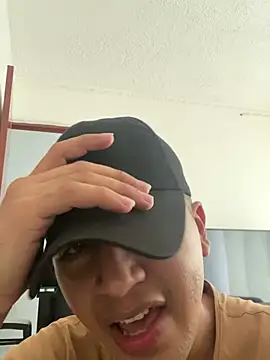 Snapshot of Diegosavage3 chatting on 17, 2, 2025 Diegosavage3 online show from 17, 2, 2025