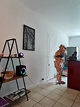 SweetyNinaOff1 online show from 22, 9, 2025