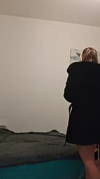 SweetyNinaOff1 online show from 19, 1, 2026